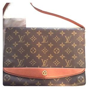 SALE!! Louis Vuitton Monogram Pochette Bordeaux 24